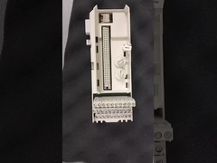 Die Ausrüstung ist in der Lage, die von den Herstellern benötigten Daten zu speichern.