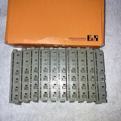 X20TB12 B&amp;R X20 24 VDC-Module verdrahtet mit Verteilern X20TB06 und X20TB12