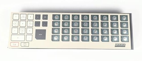 Foxboro P0903CW Kombination aus 32 LED / Switch Paaren, einer 16-Sektions-Nummer-Tastatur und einer NUM LOCK LED
