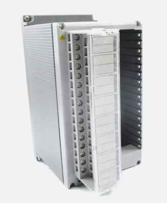 AMN11-S1 YOKOGAWA Nest für Analogsignal Eingang und Ausgang I/O-Module PLC-Modul 16 Slots Rack