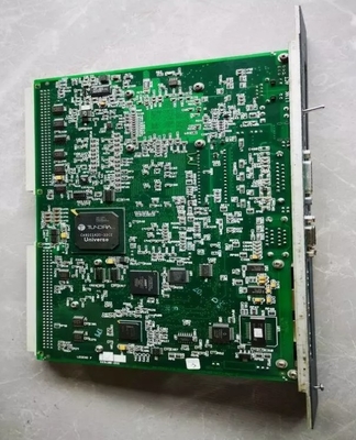 IC698CPE010 GE Zentralverarbeitungseinheit CPU kommuniziert mit I/O und Smart Option Modulen 300MHz Celeron Mikroprozessor