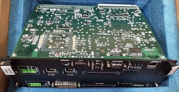 GE IS215UCVDH5A VME Montagekarton Marke VI für VME-Rack des Steuermoduls