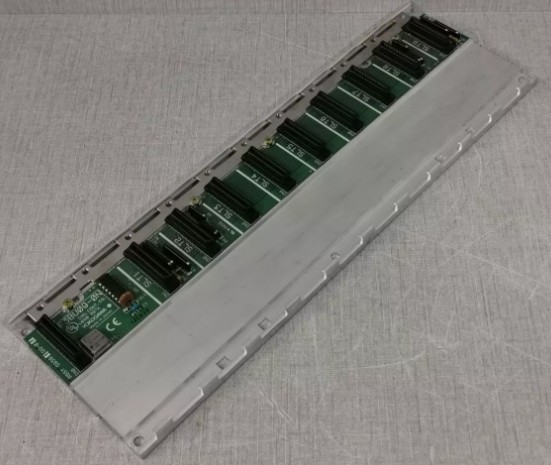 F3BU09-0NS1 YOKOGAWA 9-Slot-Einheit Grundmodule für verschiedene Module
