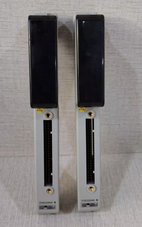 ADM52C YOKOGAWA Kontakt-Ausgabe-Modul Transistor Kontakt 16-Punkte-Signal isoliertes hochwertiges Modul