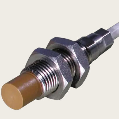 TQ403 111-403-000-013 A1-B1-C086-D000-E050-F2-G048-H05 Näherungswandler