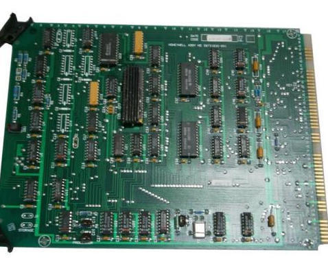 Honeywell 30731823-001 A/D Mux PLC-Schaltplatte 24Vdc 110mA Neuer Zustandssteuerungsmodul