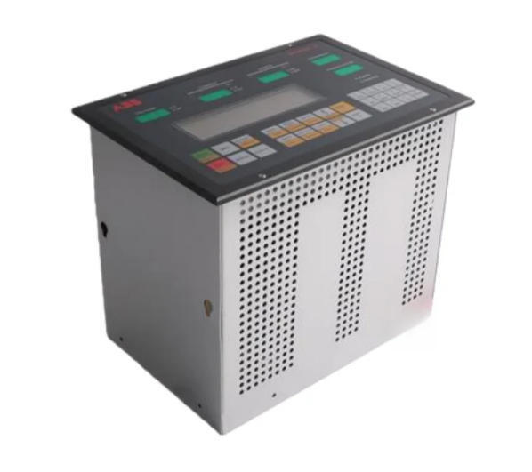 CMA120 3DDE300400 ABB Basic Controller Panel Unit mit 3-Positionen-Schiebeschalter, 8 digitalen Eingängen und 4 analogen Eingängen